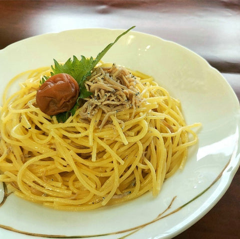 じゃこめしの素でつくるワンパン和風パスタ
